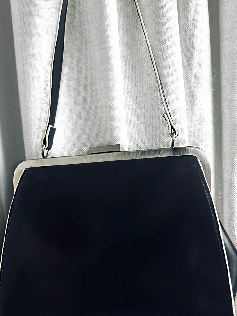 “The Limited” Classic Black Frame-Top Purse - Picture 5 of 12